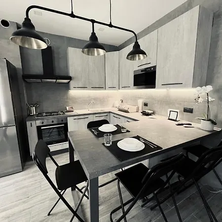 La Tana Del Ludo Apartment *